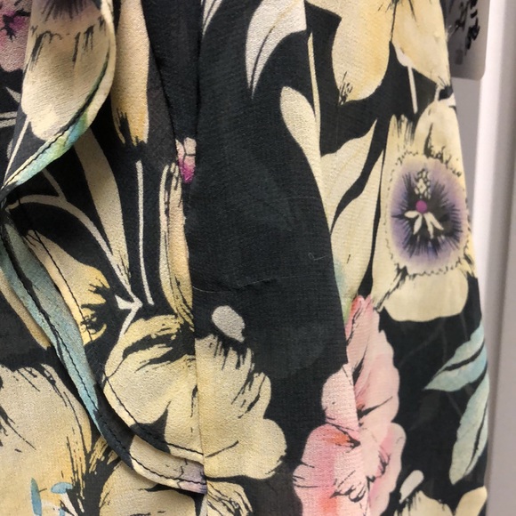 Cabi ruffle tank. - Picture 5 of 5